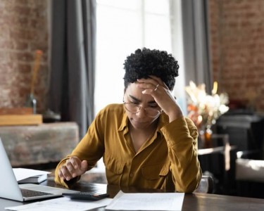 Stressed businesswoman